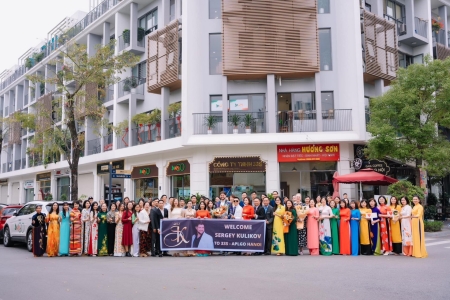 Chủ tịch APLGO Sergei Kulikov thăm và làm việc với đối tác độc quyền tại Việt Nam